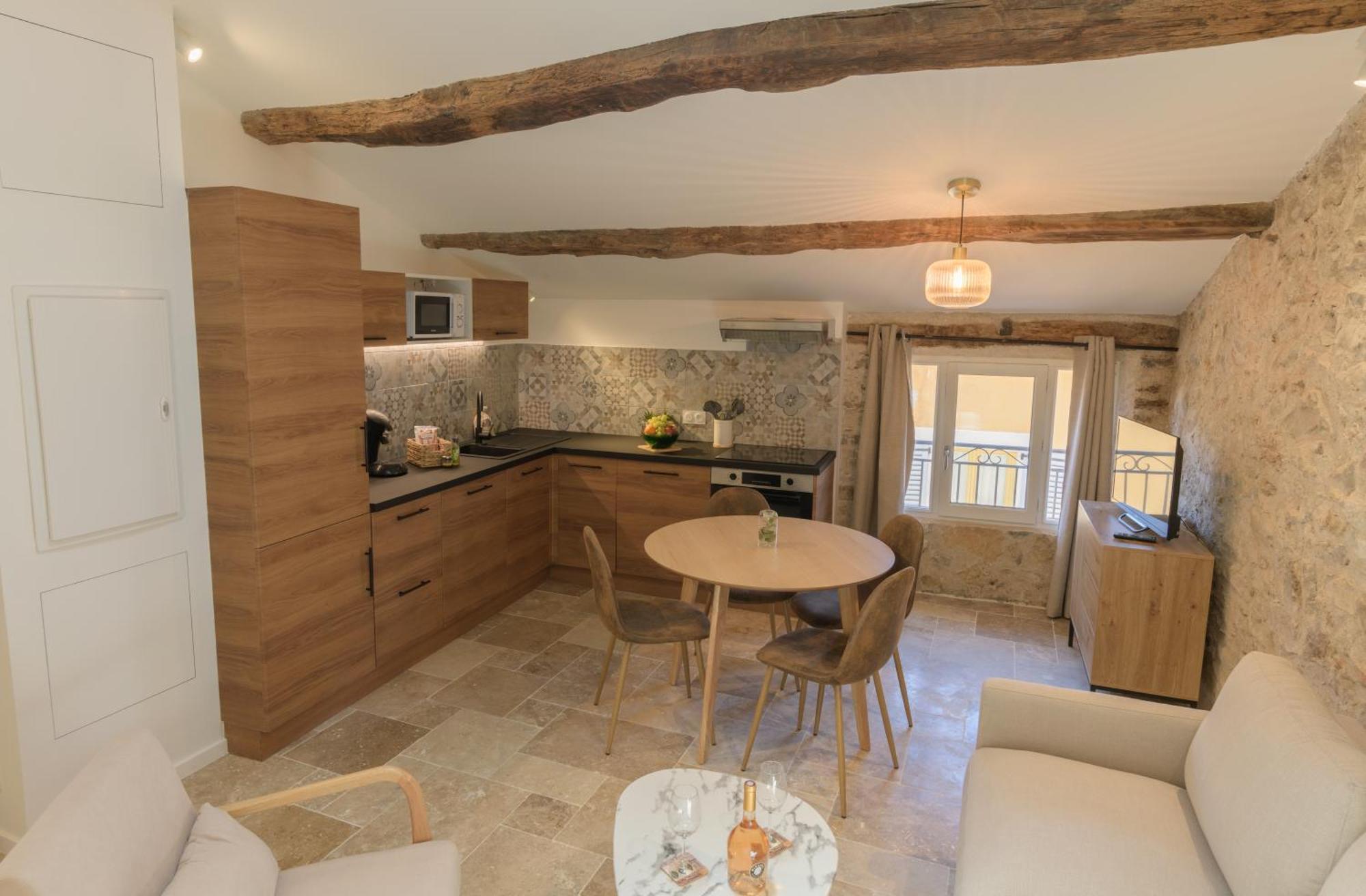 VALBONNE Maison cœur de village Extérieur photo