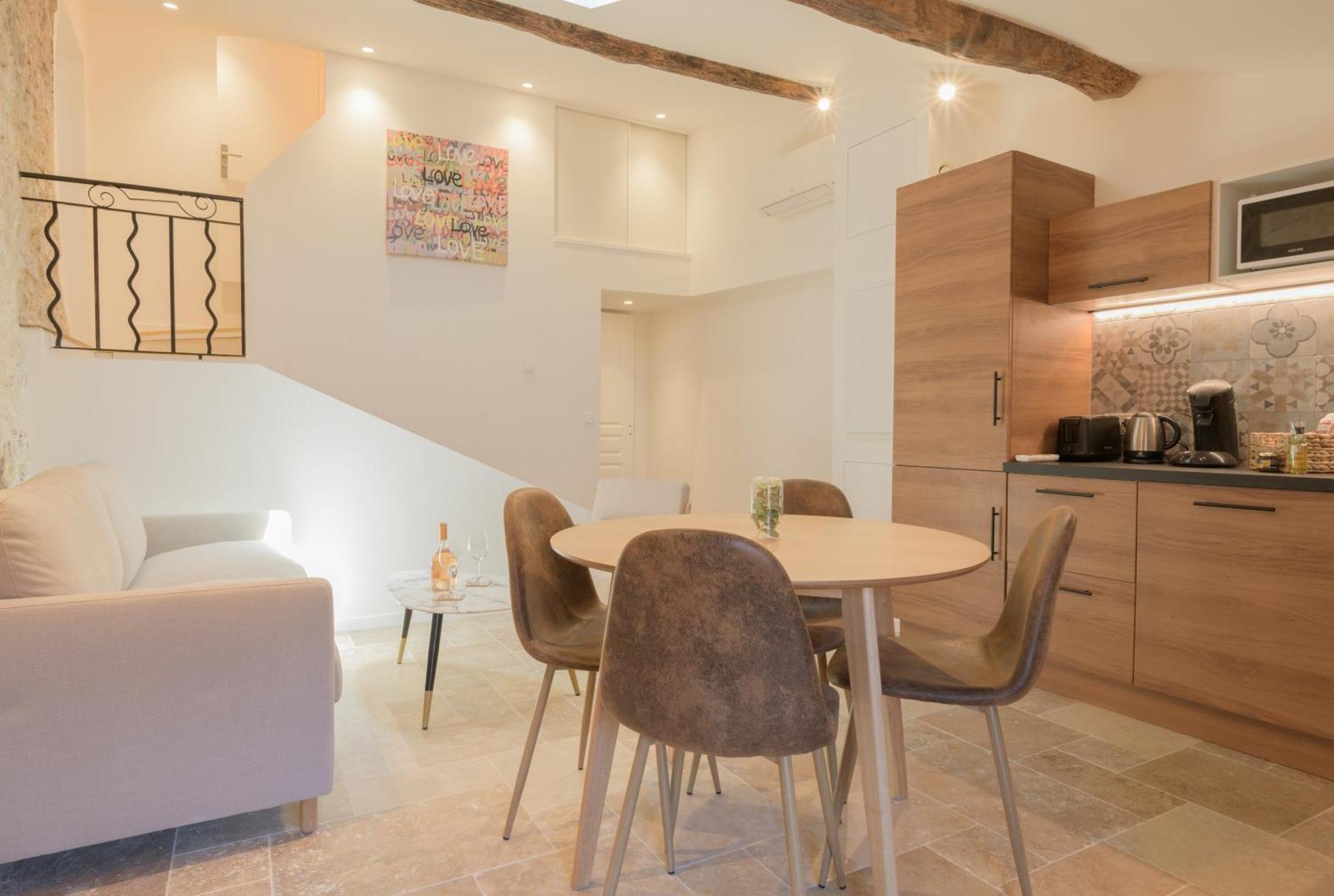 VALBONNE Maison cœur de village Extérieur photo