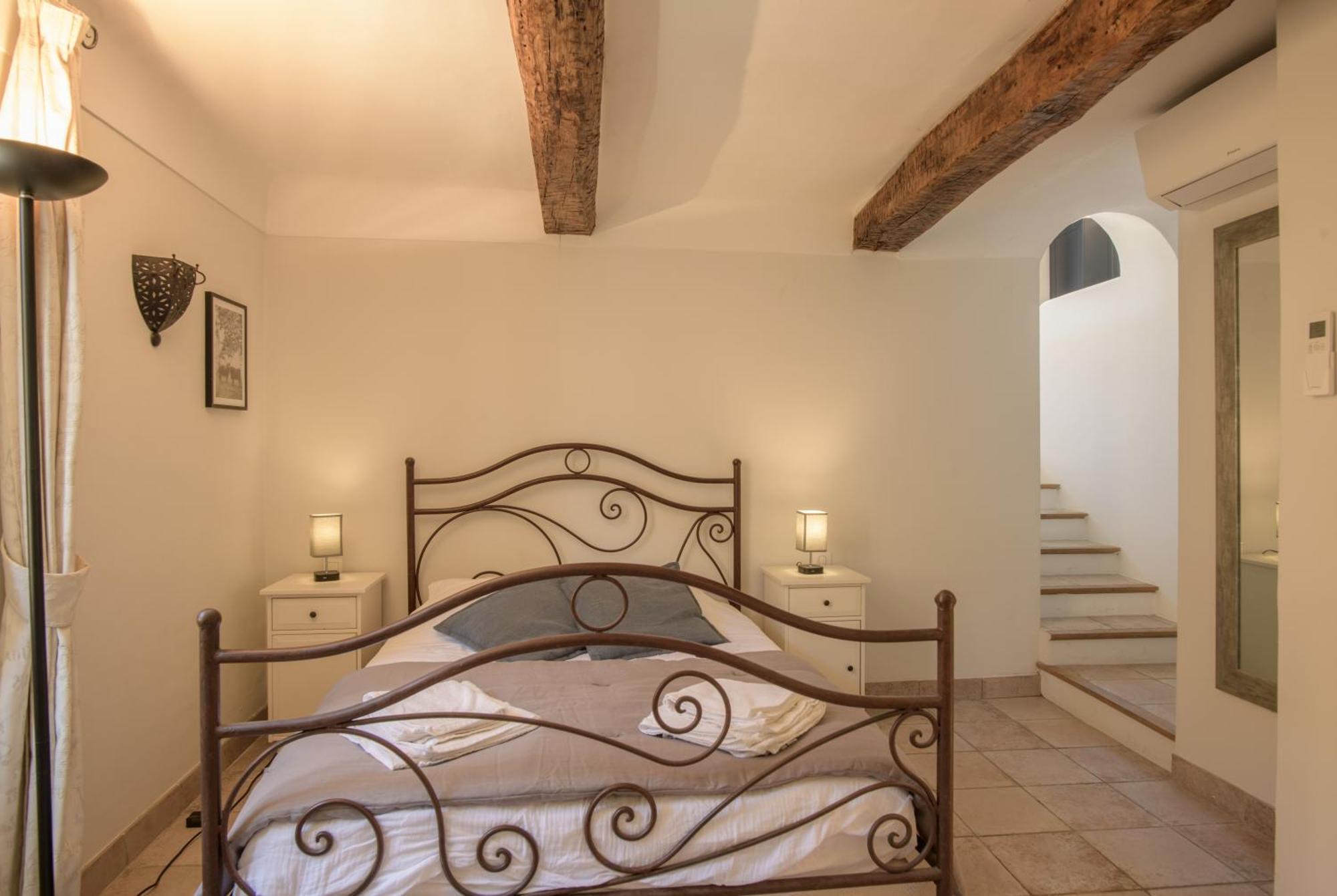 VALBONNE Maison cœur de village Extérieur photo