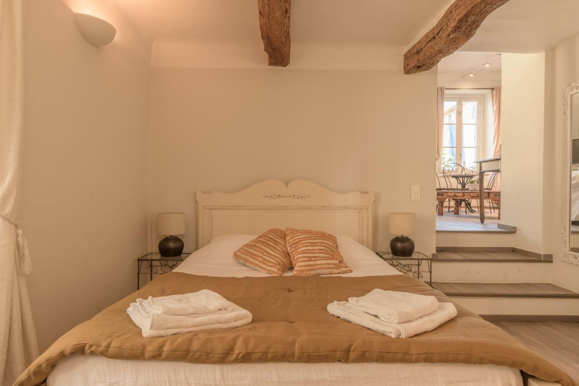VALBONNE Maison cœur de village Extérieur photo