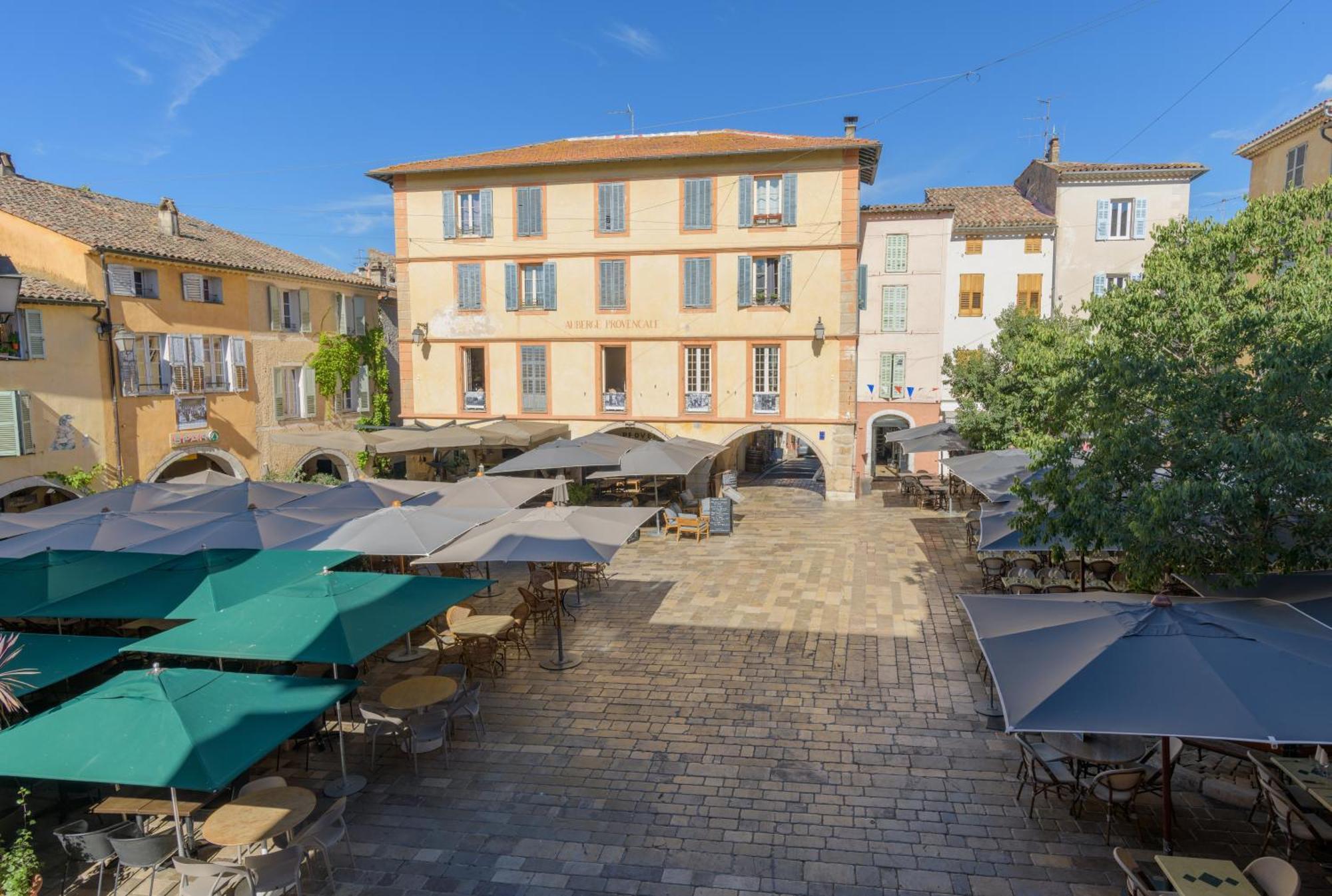 VALBONNE Maison cœur de village Extérieur photo
